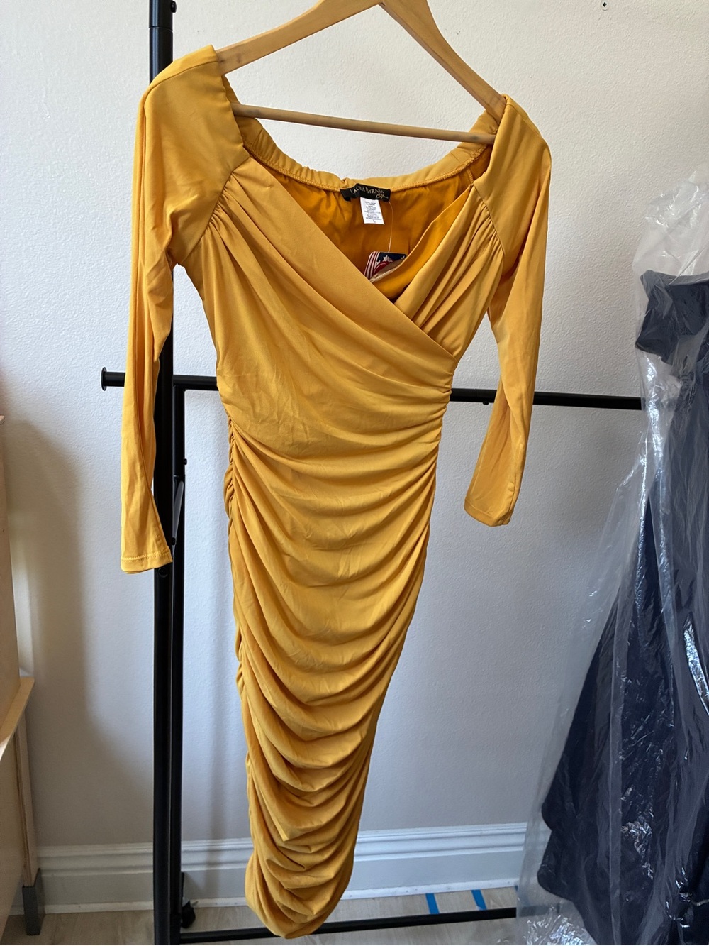 Monica wiggle in yellow gold by Laura Byrnes